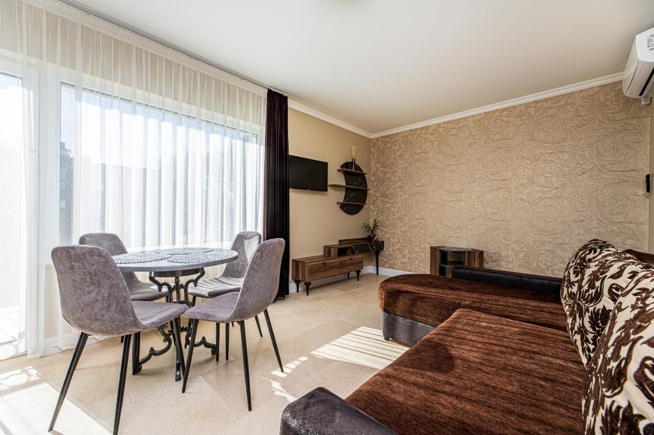Butas Sakura_inn